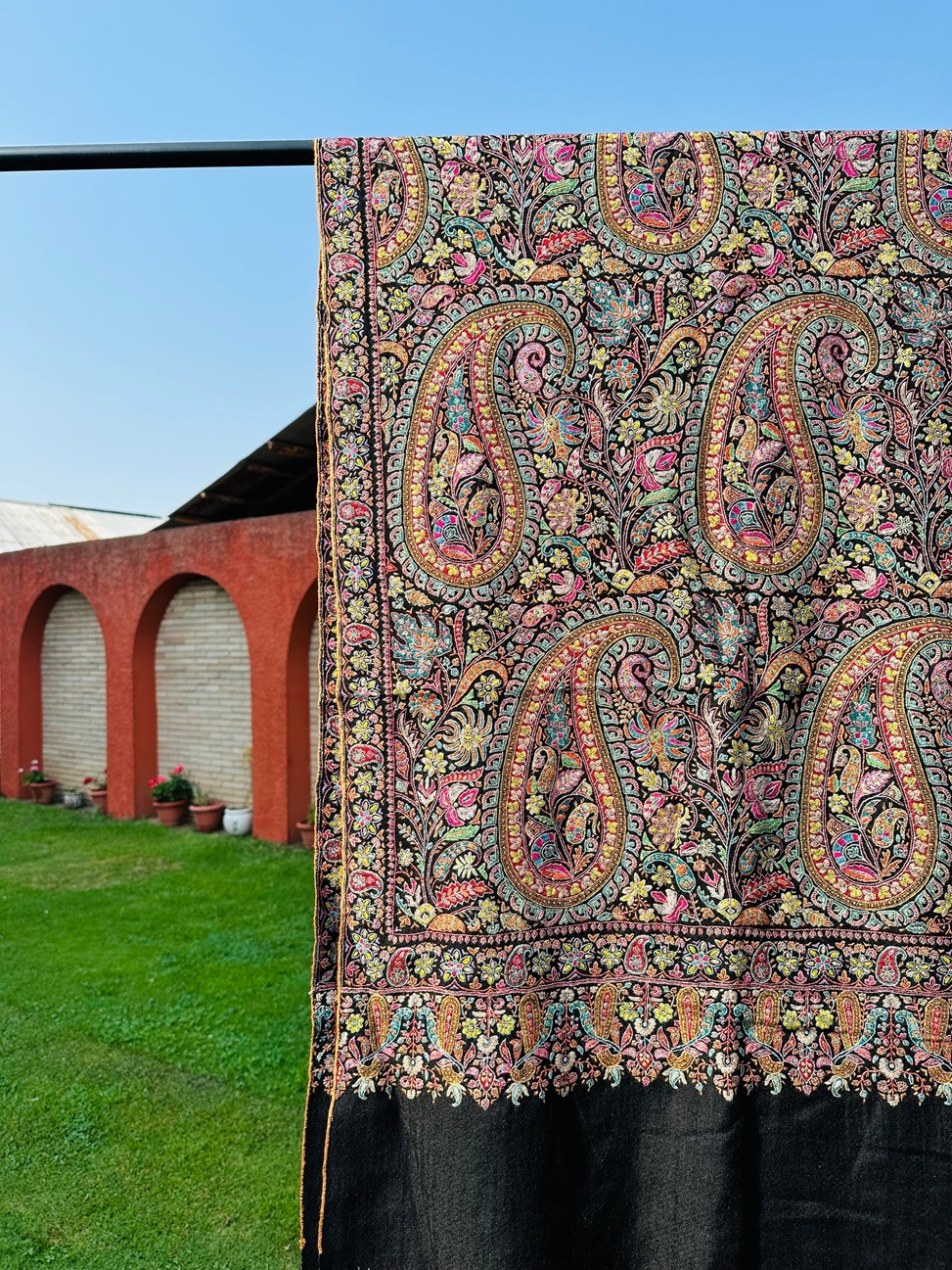 black sozni pashmina shawl